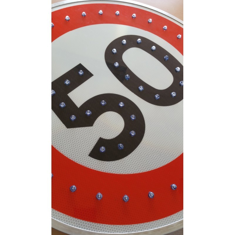 Panneau de signalisation lumineux rond renforcé par LEDS