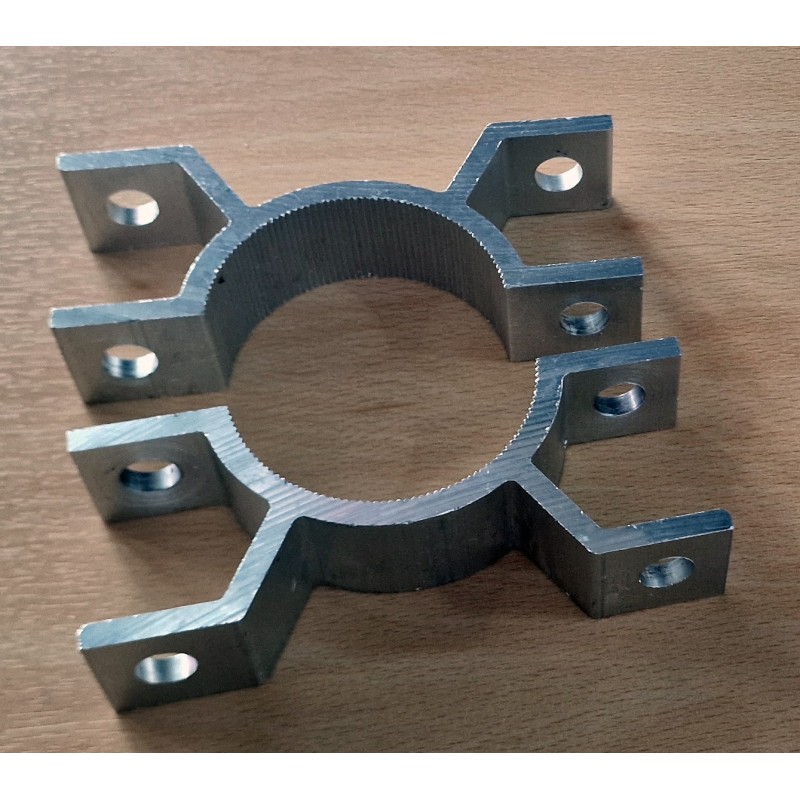 Bride de fixation double faces poteau diamètre 60 mm